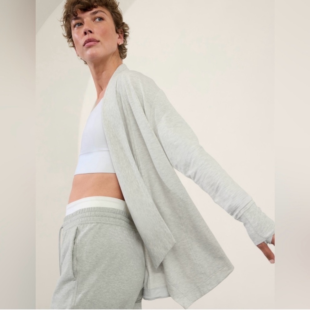 Athleta Pranayama Wrap Fog Grey Heather Cardigan Pullover Sweater Size Small. - Picture 3 of 9